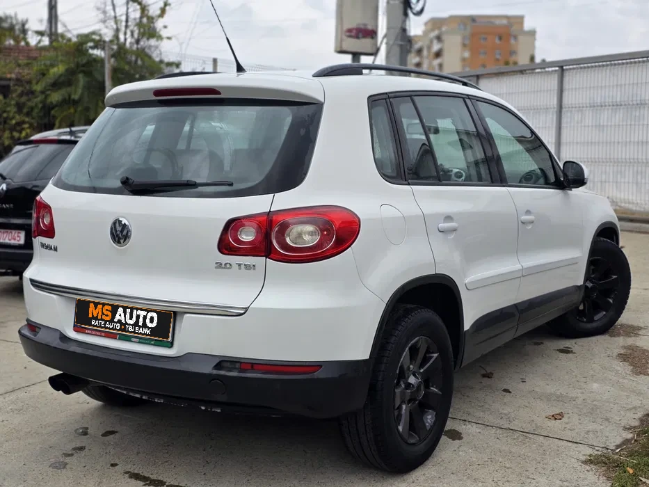 Volkswagen Tiguan 2008, 2.0 TSI — foto 3