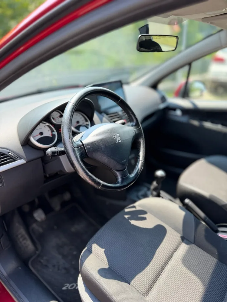 Peugeot 207 1.4 benzină 2011 — foto 6