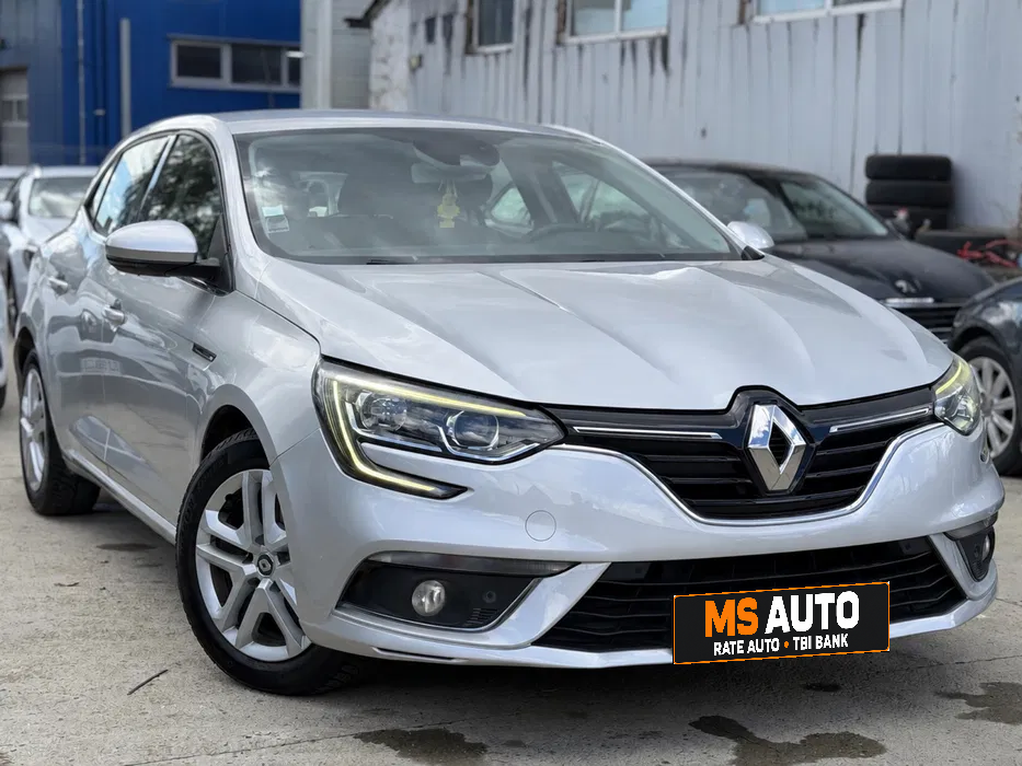 Renault Megane IV 2017 — foto 8