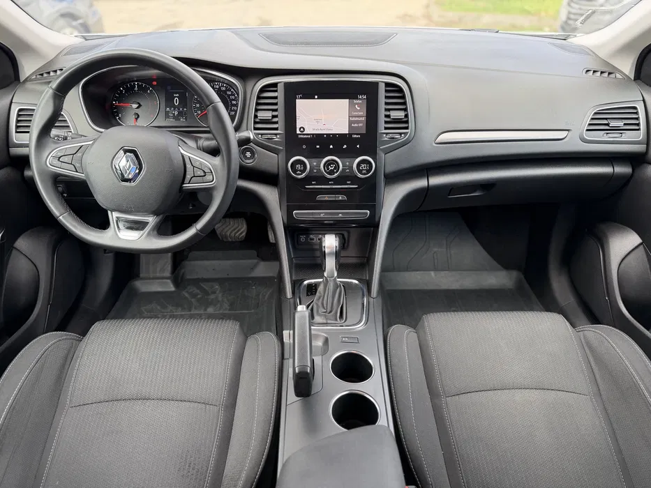 Renault Megane IV Facelift 2022 — foto 4